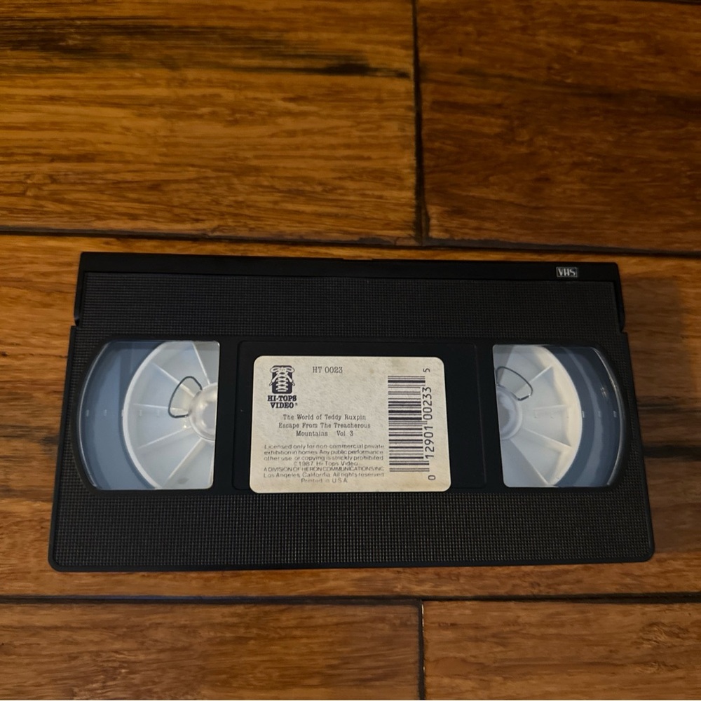 Teddy Ruxpin (VHS, Volume 3) Escape From the Treacherous Mountain 1987